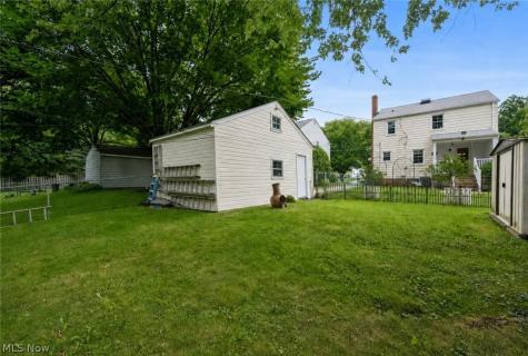 24231 Yosemite Drive Euclid OH 44117