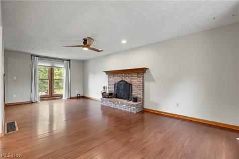 922 Vicki Path Tallmadge OH 44278
