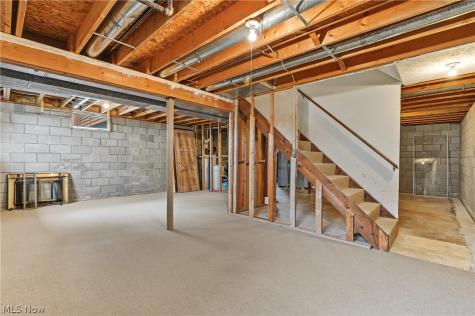 922 Vicki Path Tallmadge OH 44278