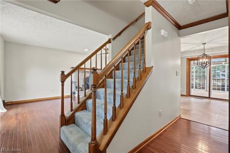 922 Vicki Path Tallmadge OH 44278