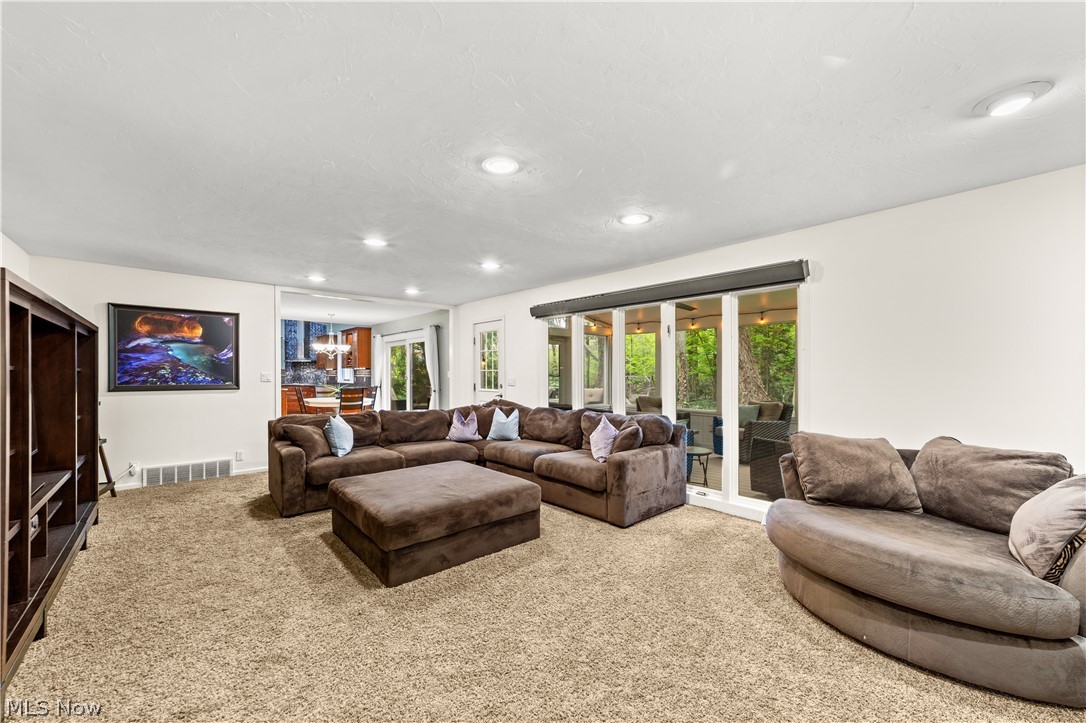 29526 Bryce Road Cleveland OH 44124