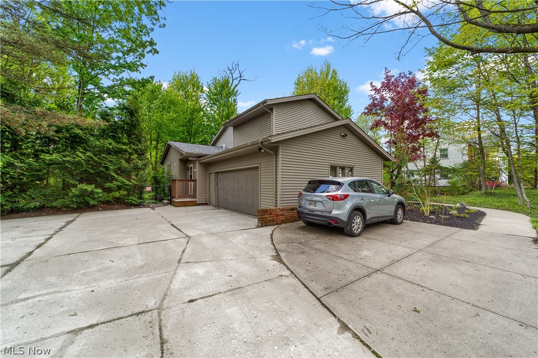 29526 Bryce Road Cleveland OH 44124