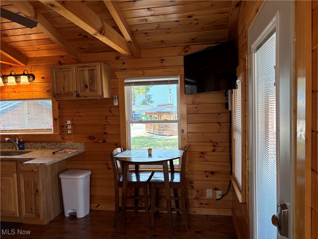 5919 Lake Road Ashtabula OH 44004