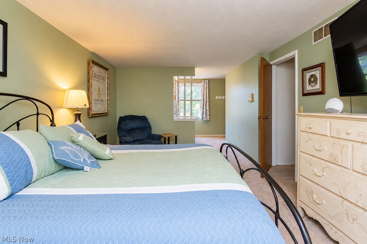 570 Falling Oaks Drive Medina OH 44256