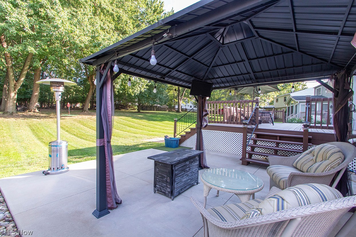 570 Falling Oaks Drive Medina OH 44256