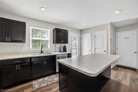 532 Roberta Drive Painesville OH 44077