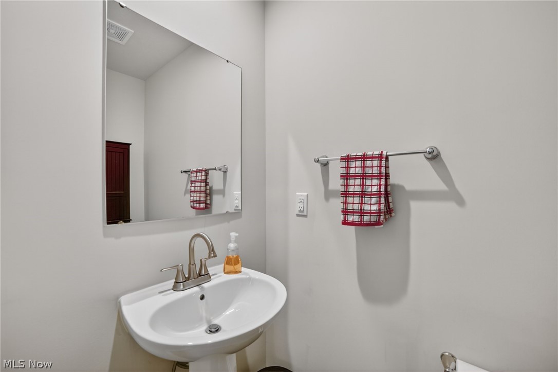 532 Roberta Drive Painesville OH 44077
