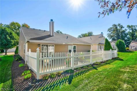 1474 Hollow Wood Lane Avon OH 44011