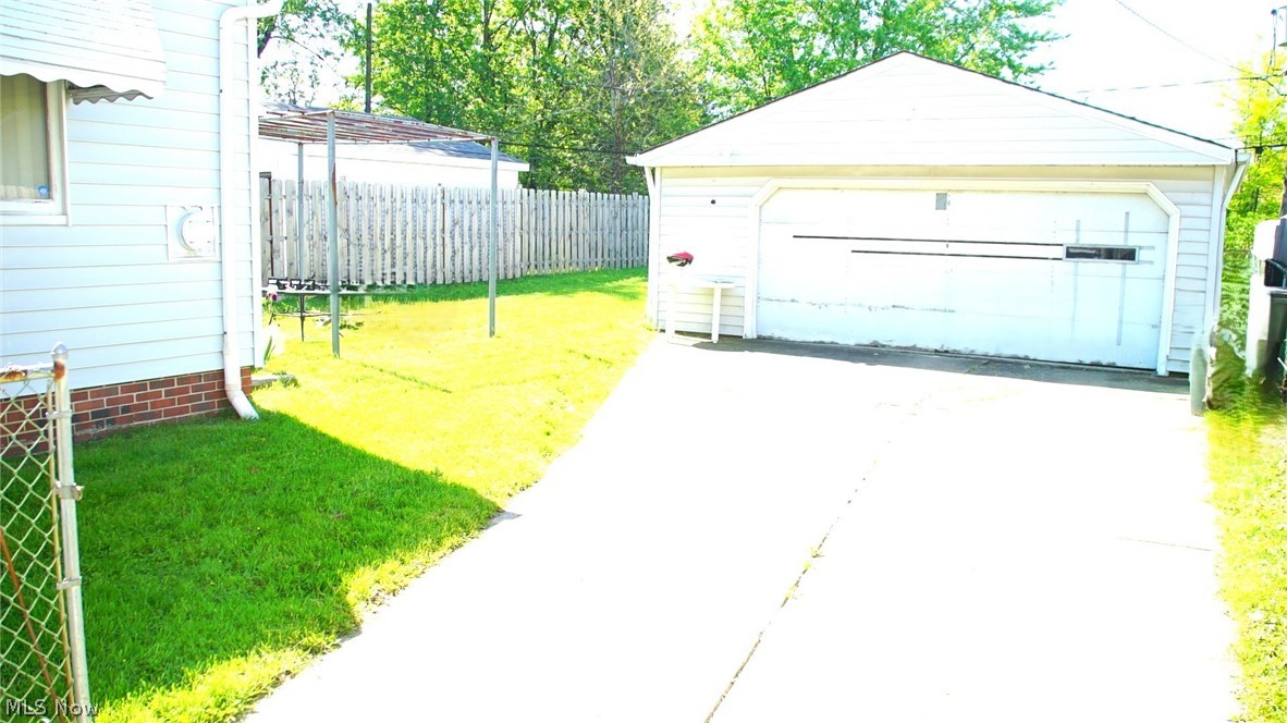 24570 Glenforest Road Euclid OH 44123