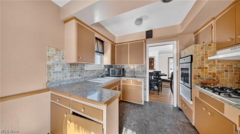 20648 Donny Brook Road Maple Heights OH 44137