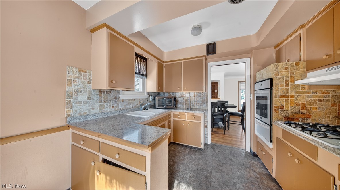 20648 Donny Brook Road Maple Heights OH 44137