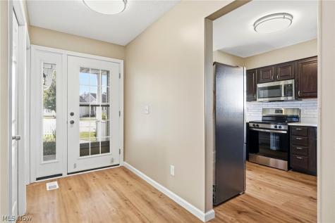 1270 Mallard Pond Circle Broadview Heights OH 44147