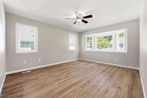 1270 Mallard Pond Circle Broadview Heights OH 44147