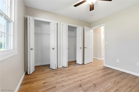1270 Mallard Pond Circle Broadview Heights OH 44147