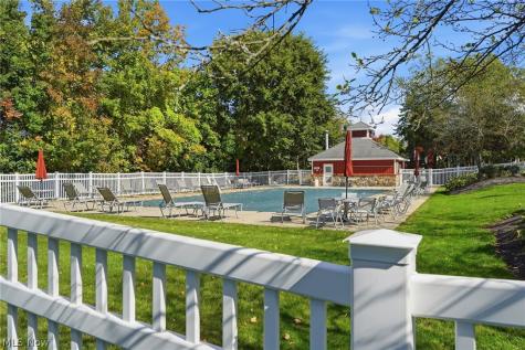 1270 Mallard Pond Circle Broadview Heights OH 44147