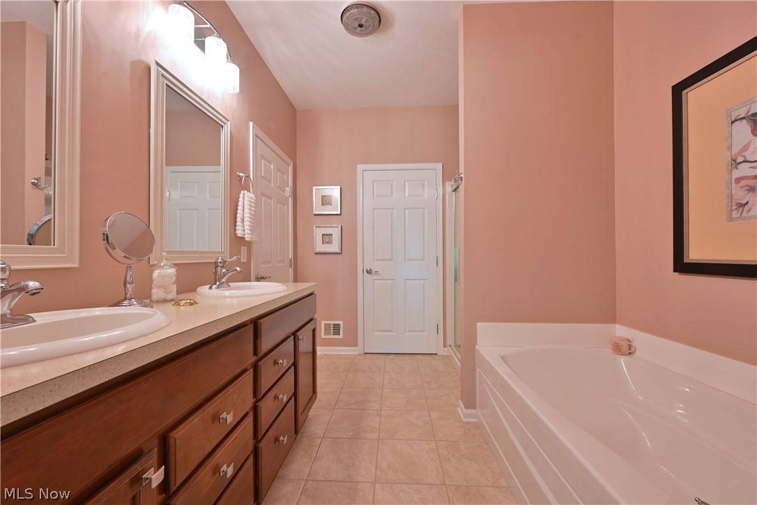 38084 Princeton Drive North Ridgeville OH 44039