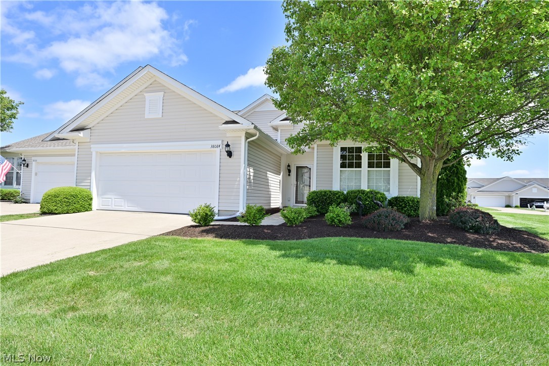 38084 Princeton Drive North Ridgeville OH 44039
