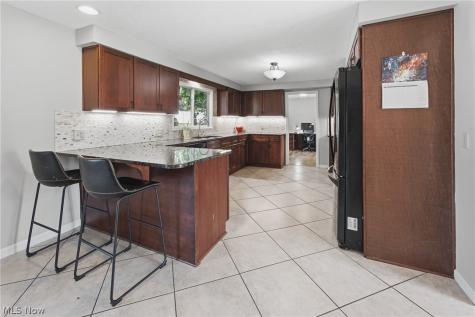 1251 Grenada Drive NE Canton OH 44714