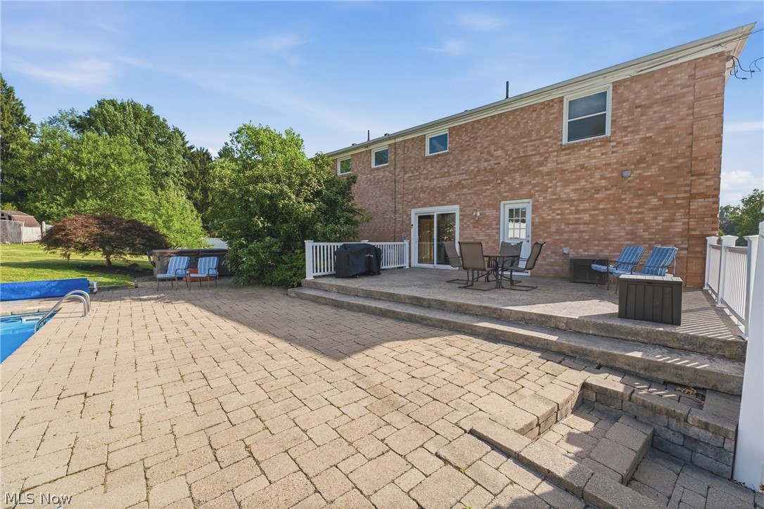 1251 Grenada Drive NE Canton OH 44714