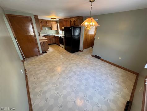 4217 Harrison Avenue NW Canton OH 44709
