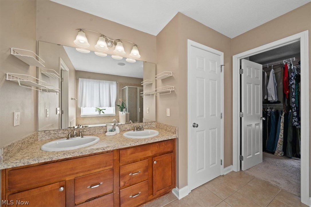 34592 Braemore Drive North Ridgeville OH 44039