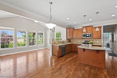 34592 Braemore Drive North Ridgeville OH 44039