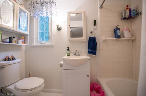 1144 Kingsway Street Alliance OH 44601