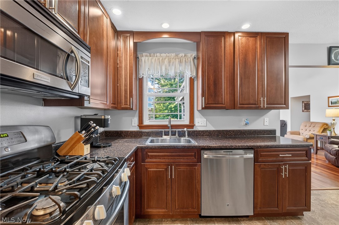 28 Rosewood Avenue Northfield OH 44067