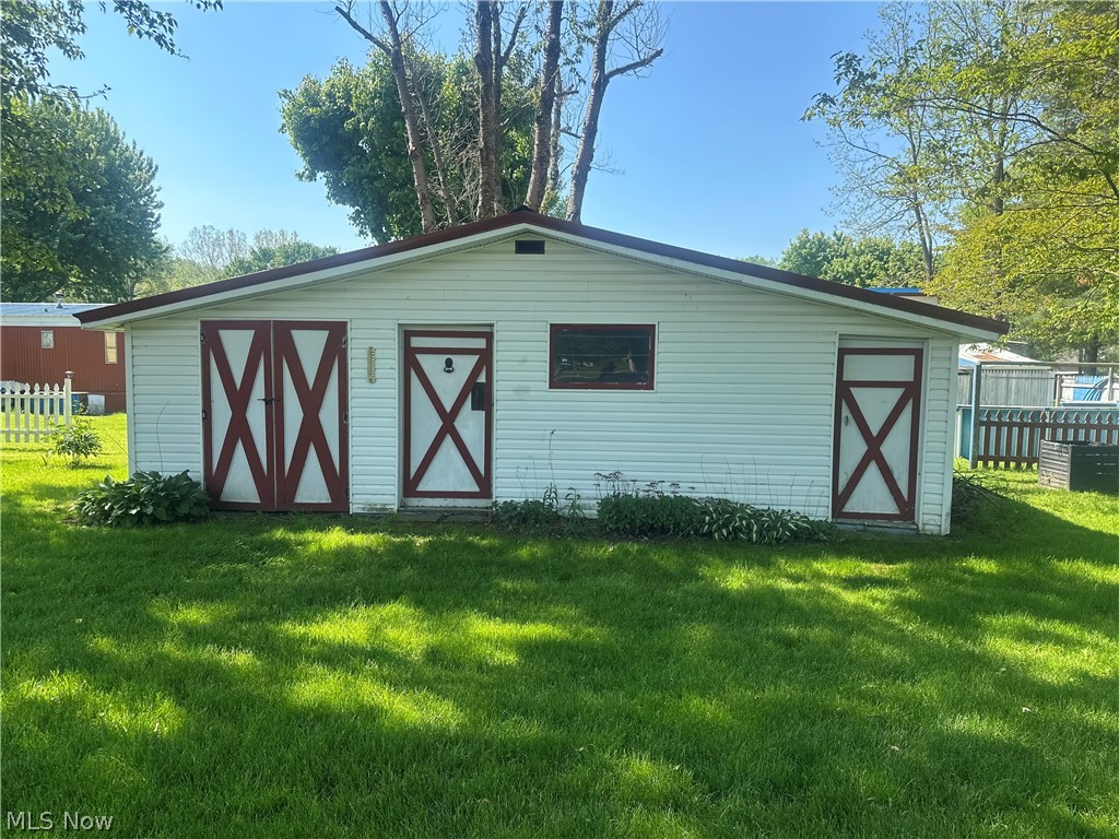 9095 E Southview Street Minerva OH 44657
