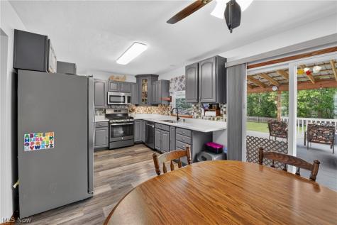 7402 Fayette Boulevard Chippewa Lake OH 44215