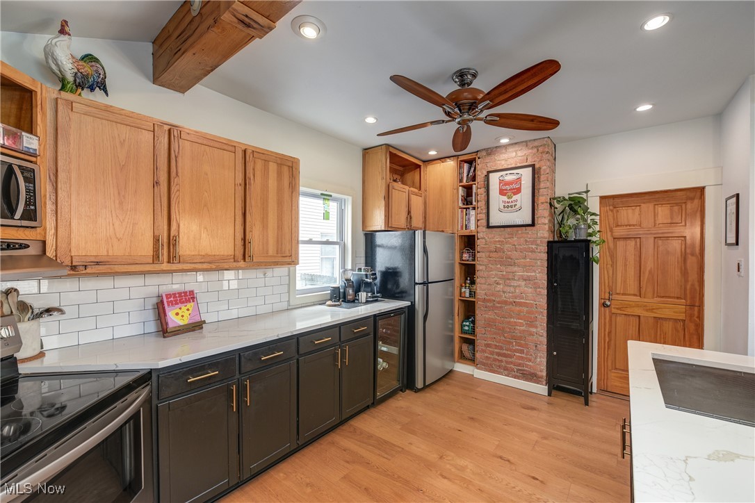 1283 Mathews Avenue Lakewood OH 44107