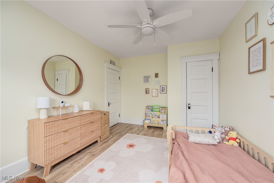 1283 Mathews Avenue Lakewood OH 44107