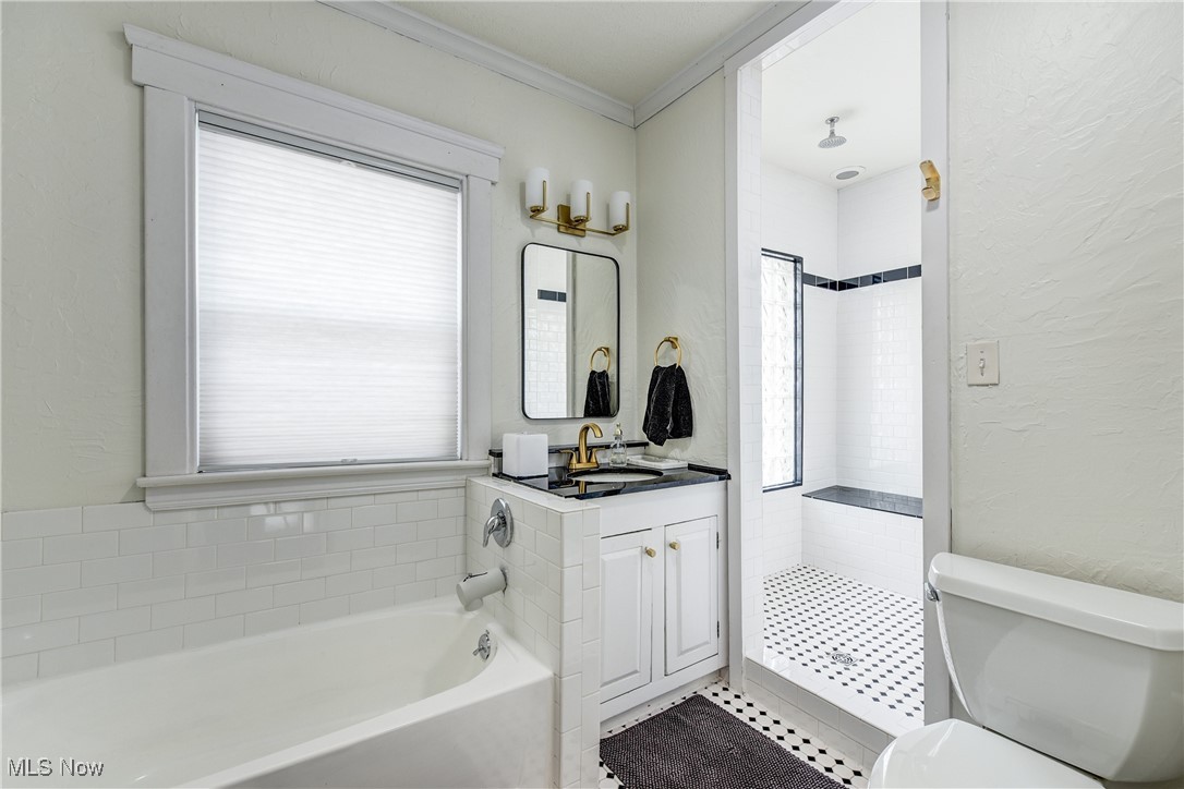 1283 Mathews Avenue Lakewood OH 44107