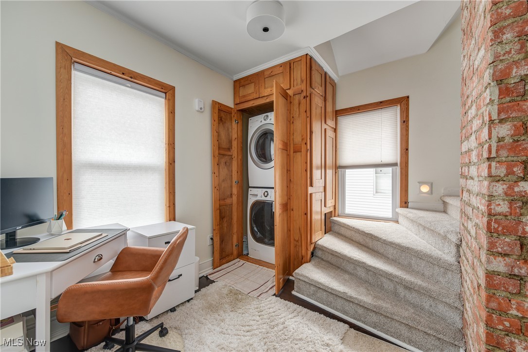 1283 Mathews Avenue Lakewood OH 44107