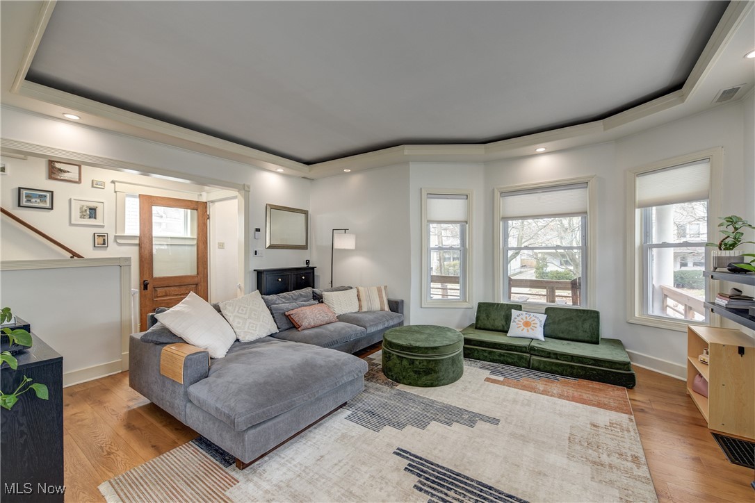 1283 Mathews Avenue Lakewood OH 44107