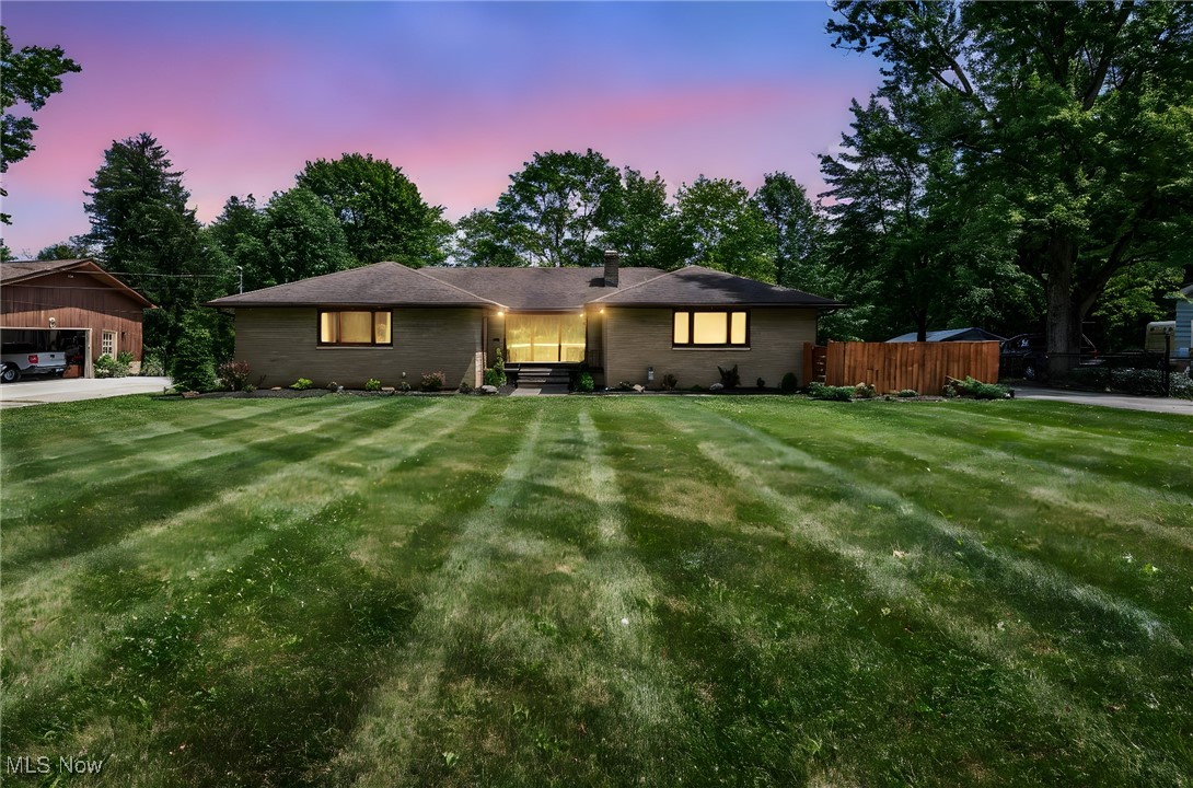 16577 State Road North Royalton OH 44133