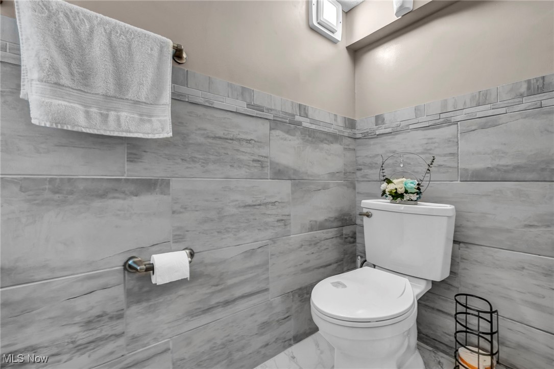 16577 State Road North Royalton OH 44133