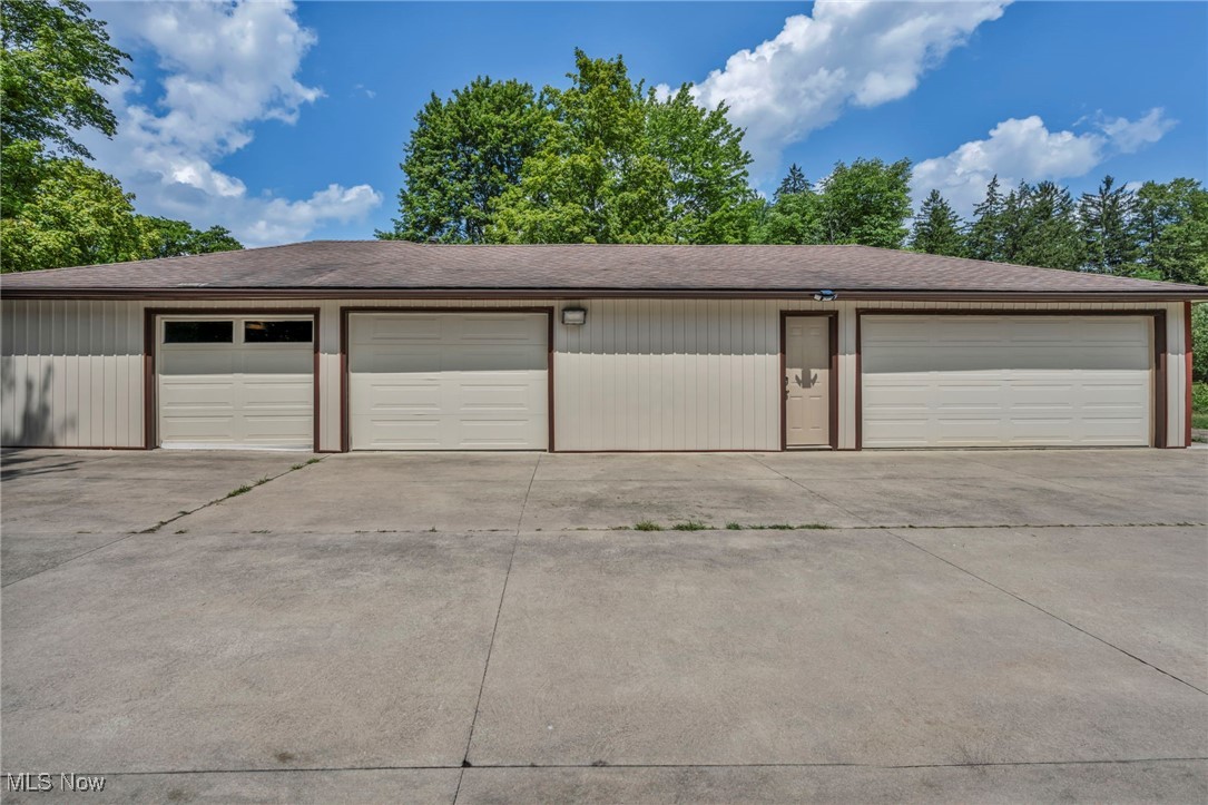 16577 State Road North Royalton OH 44133
