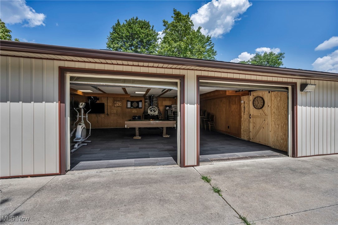 16577 State Road North Royalton OH 44133