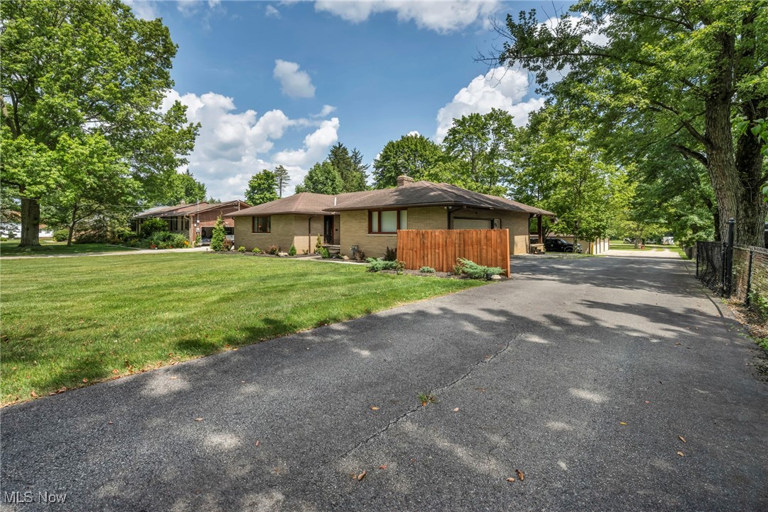 16577 State Road North Royalton OH 44133