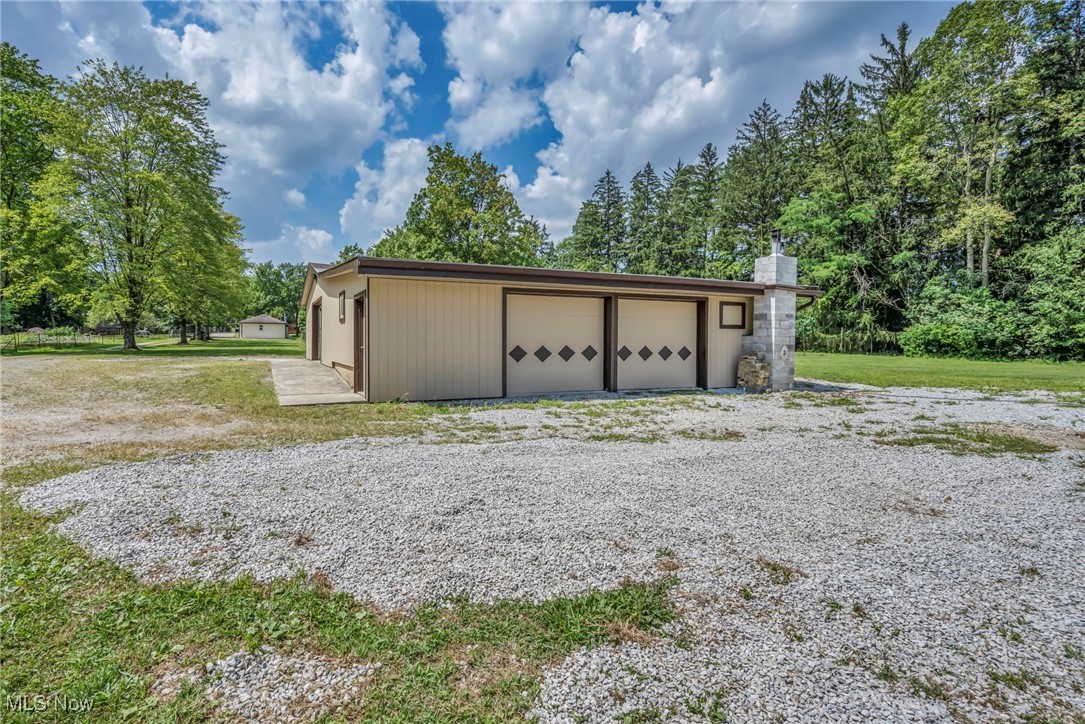 16577 State Road North Royalton OH 44133