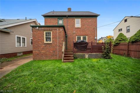 1748 Saratoga Avenue Cleveland OH 44109