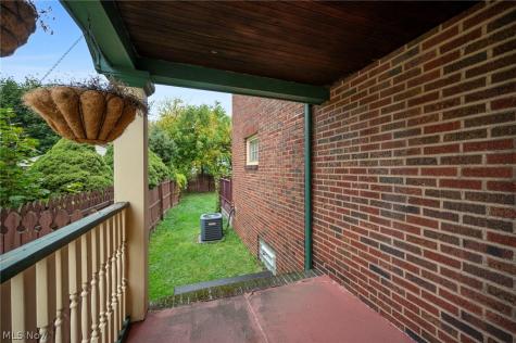 1748 Saratoga Avenue Cleveland OH 44109
