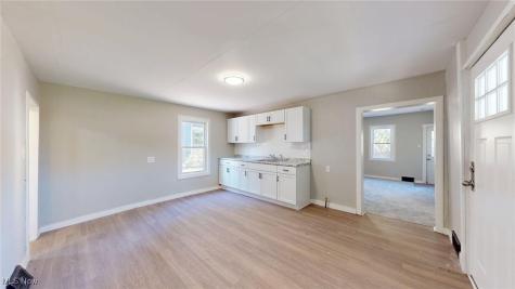 7815 Eve Avenue Cleveland OH 44102