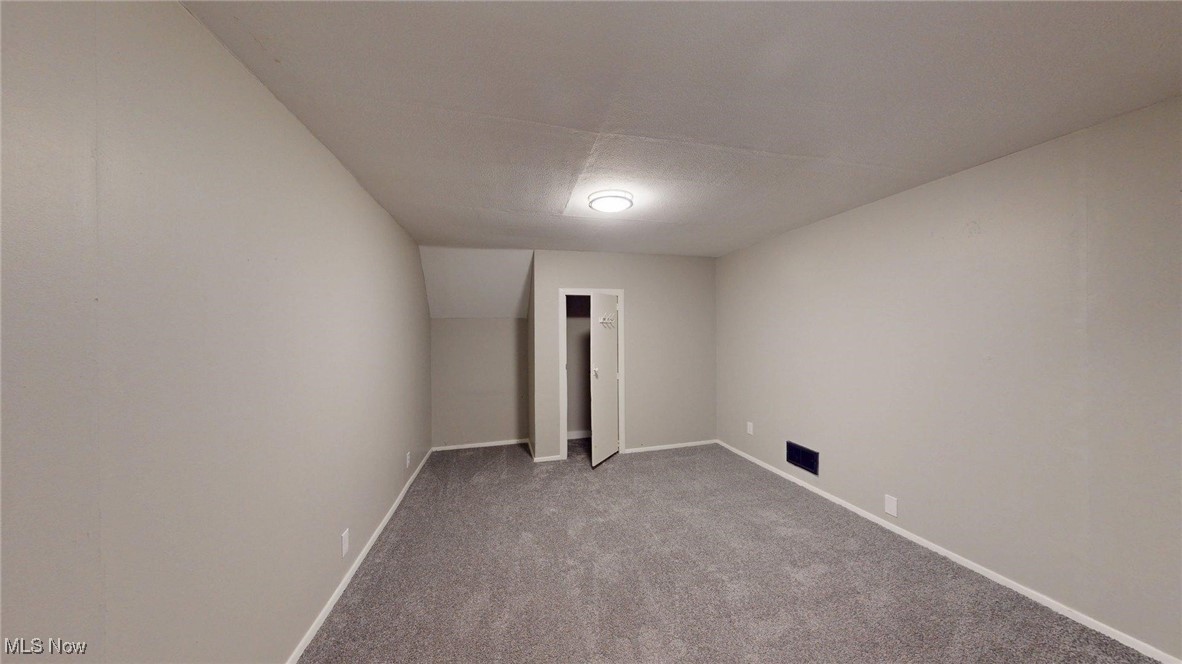 7815 Eve Avenue Cleveland OH 44102