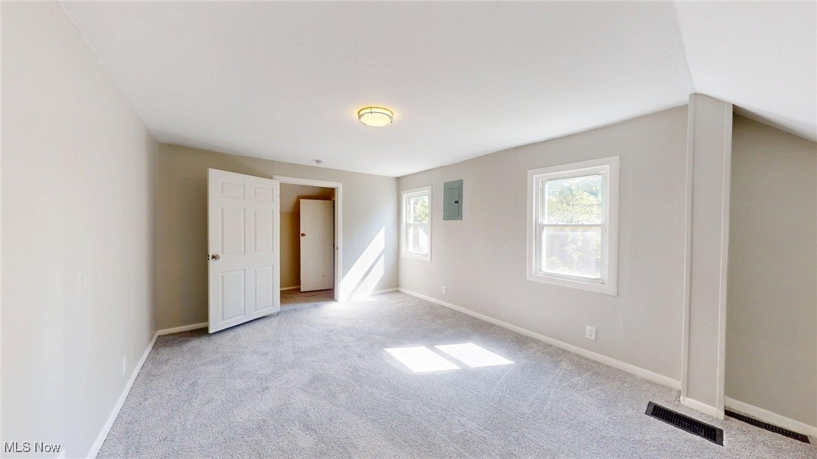 7815 Eve Avenue Cleveland OH 44102