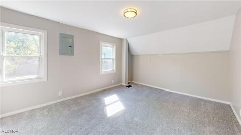 7815 Eve Avenue Cleveland OH 44102