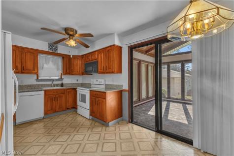 14700 James Avenue Maple Heights OH 44137