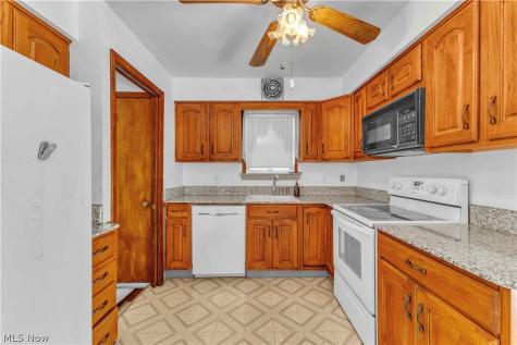 14700 James Avenue Maple Heights OH 44137