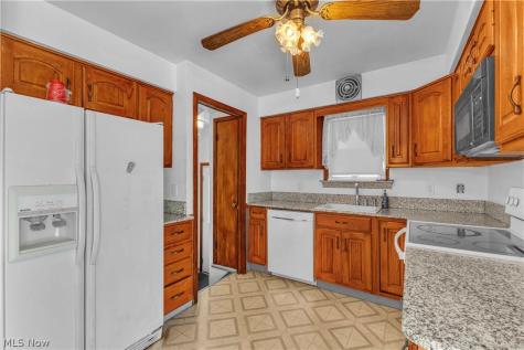 14700 James Avenue Maple Heights OH 44137